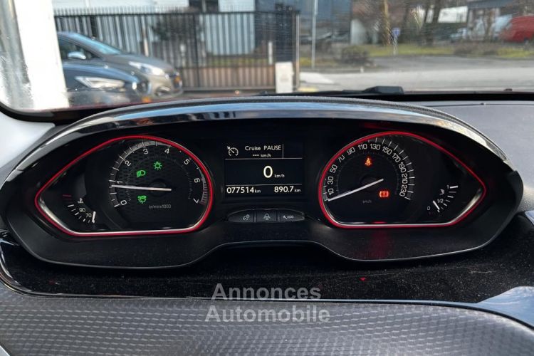 Peugeot 2008 1.2 puretech 110CH GTLINE APPLE CARPLAY + COURROIE NEUVE CAMERA DE RECUL TOIT PA... - <small></small> 8.880 € <small>TTC</small> - #15