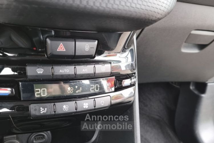 Peugeot 2008 1.2 PureTech 110ch SetS BVM5 GT Line - <small></small> 11.890 € <small>TTC</small> - #15