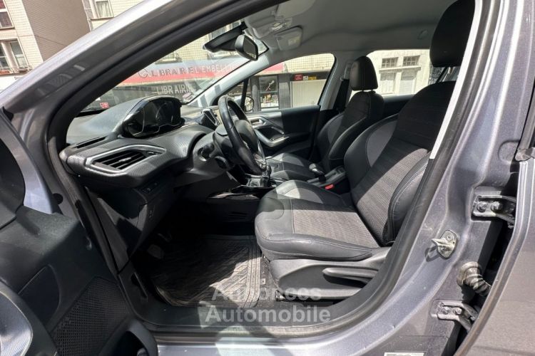 Peugeot 2008 1.2 PureTech 110ch SS BVM5 Allure - <small></small> 12.490 € <small>TTC</small> - #4