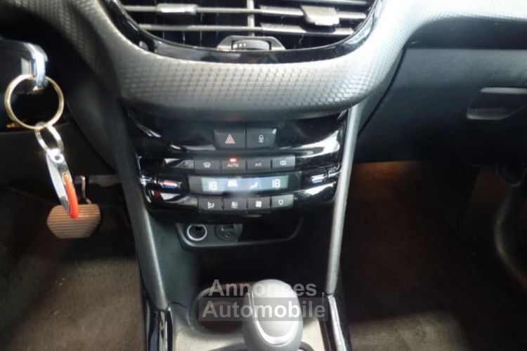 Peugeot 2008 1.2 PureTech 110ch S&S EAT6 Allure - <small></small> 12.990 € <small>TTC</small> - #12