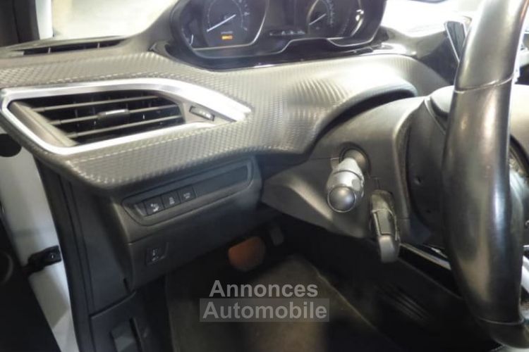 Peugeot 2008 1.2 PureTech 110ch S&S EAT6 Allure - <small></small> 12.990 € <small>TTC</small> - #13