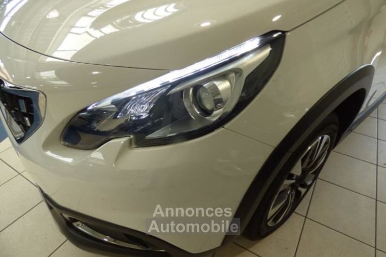 Peugeot 2008 1.2 PureTech 110ch S&S EAT6 Allure - <small></small> 12.990 € <small>TTC</small> - #19