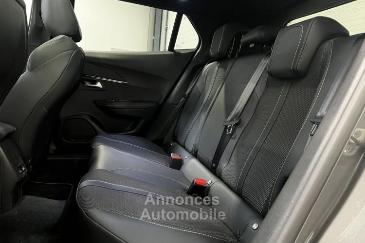 Peugeot 2008 1.2 PureTech 130 CH EAT8 GT - Garantie constructeur 10/2025 - <small></small> 27.490 € <small>TTC</small> - #19