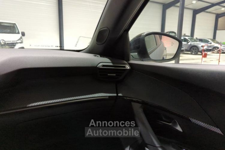 Peugeot 2008 1.2 PURETECH 130CV EAT8 ALLURE + GRIP CONTROL + CAMERA 360 GRIS ARTENSE - <small></small> 23.200 € <small>TTC</small> - #18