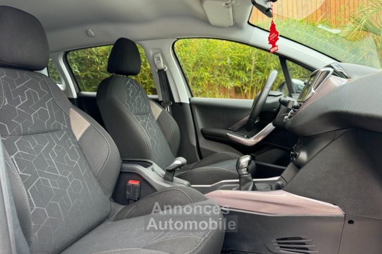 Peugeot 2008 1.2 PureTech 82ch BVM5 - <small></small> 6.490 € <small>TTC</small> - #14