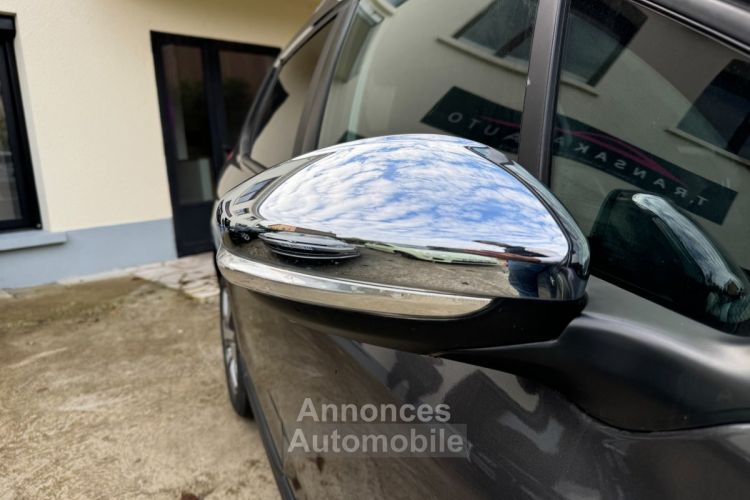 Peugeot 2008 1.2 PureTech 82ch BVM5 - <small></small> 6.490 € <small>TTC</small> - #33