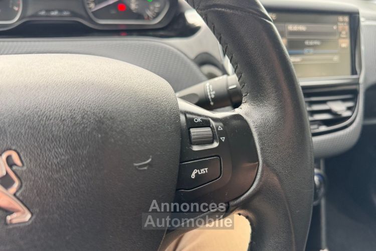 Peugeot 2008 1.2 PureTech 82ch BVM5 Allure - <small></small> 5.990 € <small>TTC</small> - #27