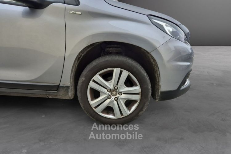 Peugeot 2008 1.2 PureTech 82ch BVM5 Style Distribution neuve Garantie 12 MOIS - <small></small> 9.980 € <small>TTC</small> - #18