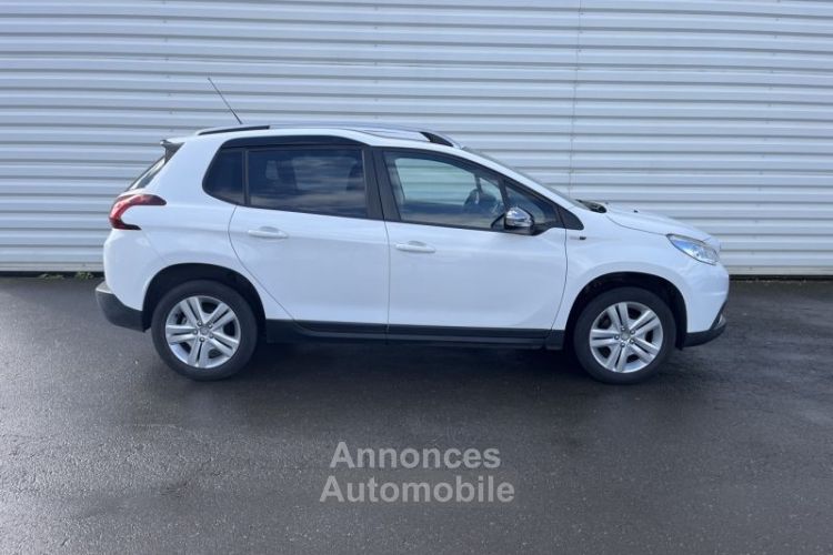 Peugeot 2008 1.2 PureTech 82ch Style - <small></small> 10.990 € <small>TTC</small> - #19