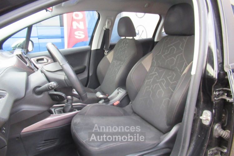 Peugeot 2008 1.2 PURETECH STYLE 82CH - <small></small> 5.990 € <small>TTC</small> - #4