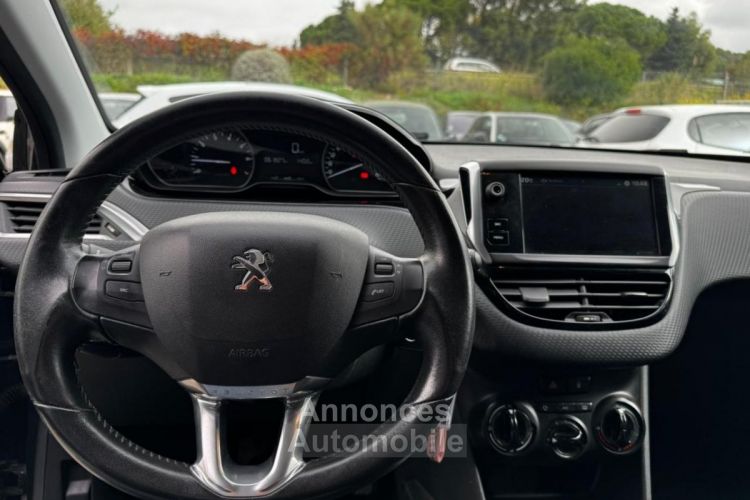 Peugeot 2008 1.2i 12V - 82ch Style - <small></small> 10.990 € <small>TTC</small> - #5