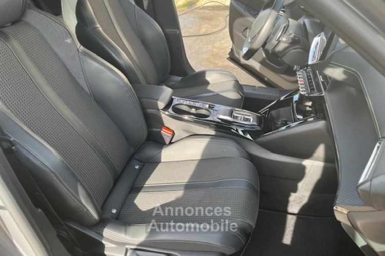 Peugeot 2008 1.2i 2V S&S - 130 - BV EAT8 II 2019 GT - <small></small> 19.900 € <small></small> - #23