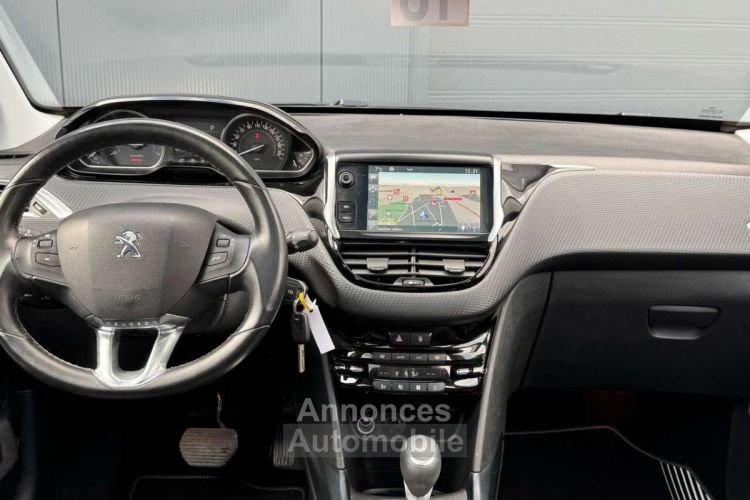 Peugeot 2008 1.2i ALLURE BOITE AUTOMATIQUE CUIR GPS - <small></small> 11.990 € <small>TTC</small> - #10