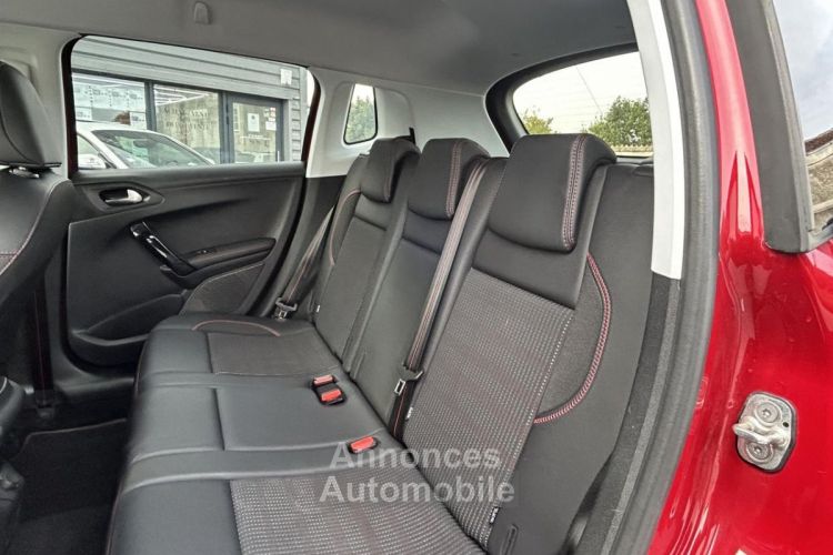 Peugeot 2008 1.2i PureTech 110 GT Line PHASE 2 - <small></small> 12.990 € <small>TTC</small> - #12