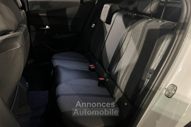 Peugeot 2008 1.2i PureTech 12V S&S - 100 II 2019 Allure PHASE 2 - <small></small> 18.990 € <small>TTC</small> - #22