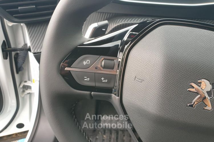 Peugeot 2008 1.2i PureTech 12V S&S - 130 - BV EAT8  Allure Pack - <small></small> 26.990 € <small></small> - #15