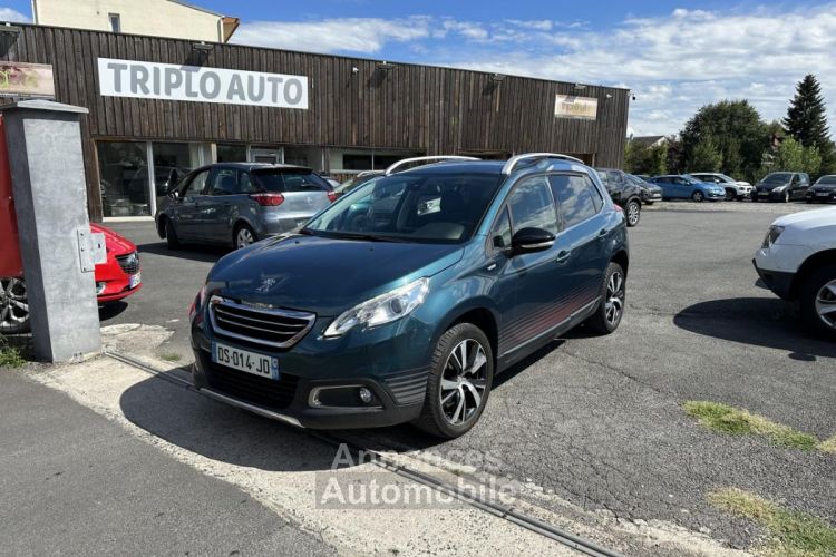 Peugeot 2008 1.2i PureTech S&S - 130 Urban Cross Gps + Clim - <small></small> 10.490 € <small>TTC</small> - #1