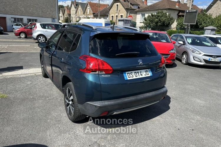 Peugeot 2008 1.2i PureTech S&S - 130 Urban Cross Gps + Clim - <small></small> 10.490 € <small>TTC</small> - #3