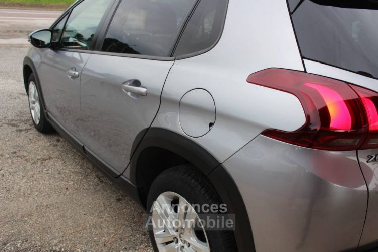 Peugeot 2008 1,2L THP 12V 110CV BVA EAT6 PACK SPORT /SIGNATURE 5 PORTES 2019 ÉTAT PARFAIT GARANTIE 12 MOIS - <small></small> 14.990 € <small>TTC</small> - #15