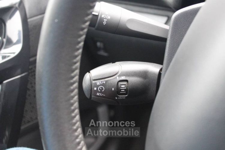 Peugeot 2008 1,2L THP 12V 110CV BVA EAT6 PACK SPORT /SIGNATURE 5 PORTES 2019 ÉTAT PARFAIT GARANTIE 12 MOIS - <small></small> 14.990 € <small>TTC</small> - #46