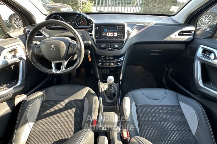 Peugeot 2008 130ch Allure DISTRIB NEUVE + GARANTIE 1 AN + CARPLAY + SIÈGES CHAUFF + ROUE SECOURS - <small></small> 10.990 € <small>TTC</small> - #33