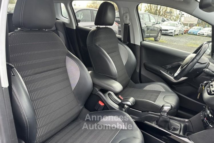 Peugeot 2008 1.5 BlueHDi S&S - 100 Allure Gps + Clim + Radar AR - <small></small> 11.990 € <small>TTC</small> - #12