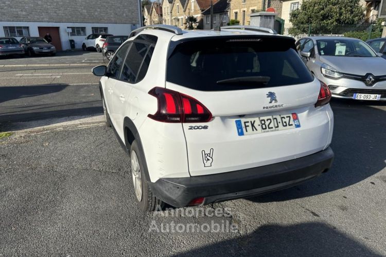 Peugeot 2008 1.5 BlueHDi S&S - 100 Signature Gps + Clim + Camera AR - <small></small> 8.490 € <small>TTC</small> - #20