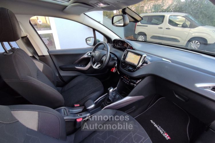 Peugeot 2008 1.6 BlueHDI 100 Style - <small></small> 10.990 € <small>TTC</small> - #24