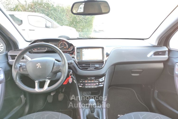 Peugeot 2008 1.6 BlueHDI 100 Style - <small></small> 10.990 € <small>TTC</small> - #25