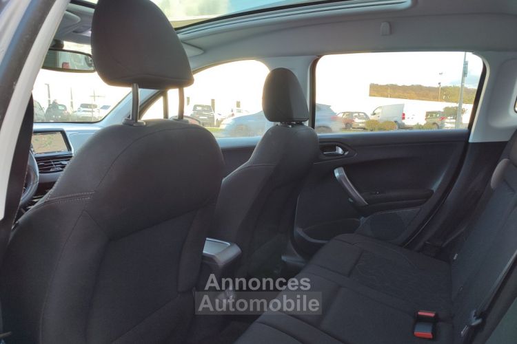 Peugeot 2008 1.6 BlueHDI 100 Style - <small></small> 10.990 € <small>TTC</small> - #26