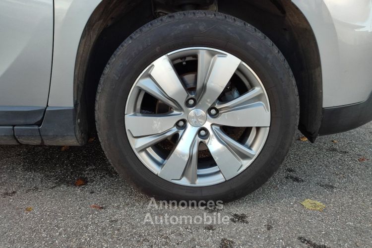 Peugeot 2008 1.6 BlueHDI 100 Style - <small></small> 10.990 € <small>TTC</small> - #28