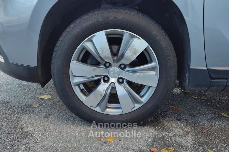 Peugeot 2008 1.6 BlueHDI 100 Style - <small></small> 10.990 € <small>TTC</small> - #30