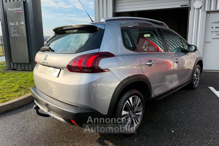 Peugeot 2008 1.6 BlueHDi 100ch Allure BVM5 1ère main Français Entretien 100% Attelage GPS Caméra de recul JA 16 LED Roue secours Pack Visibilité Urbain iCockpit - <small></small> 10.490 € <small>TTC</small> - #3