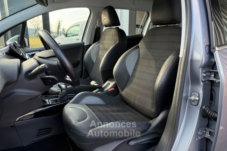 Peugeot 2008 1.6 BlueHDi 100ch Allure BVM5 1ère main Français Entretien 100% Attelage GPS Caméra de recul JA 16 LED Roue secours Pack Visibilité Urbain iCockpit - <small></small> 10.490 € <small>TTC</small> - #4