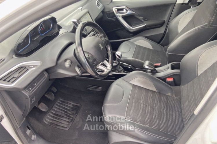 Peugeot 2008 1.6 BlueHdi 120 ALLURE CAMERA JA17 GRIP CONTROL - <small></small> 10.950 € <small>TTC</small> - #12