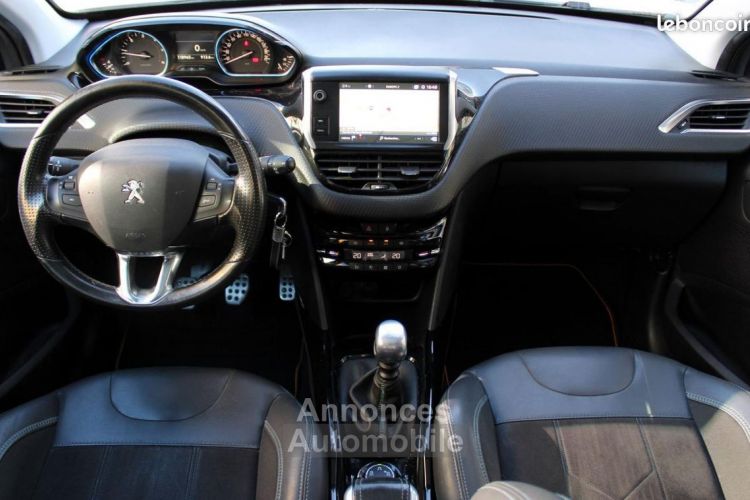 Peugeot 2008 1.6 BlueHDi 120 ch CROSSWAY S&S TOIT PANORAMIQUE APPLE CARPLAY ANDROID AUTO - <small></small> 11.990 € <small>TTC</small> - #16