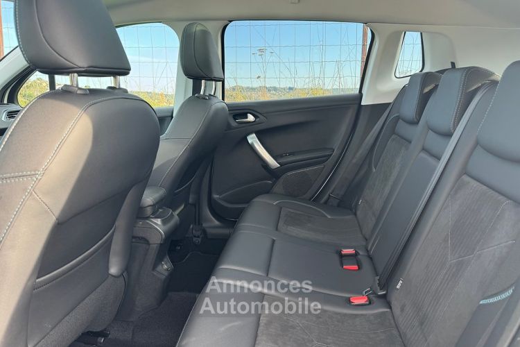 Peugeot 2008 1.6 BLUEHDI 120ch CROSSWAY EAT6 - <small></small> 15.690 € <small>TTC</small> - #11