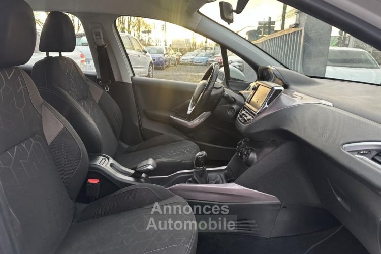 Peugeot 2008 1.6 e-HDi FAP - 92 Allure Clim + attelage - <small></small> 6.490 € <small>TTC</small> - #33