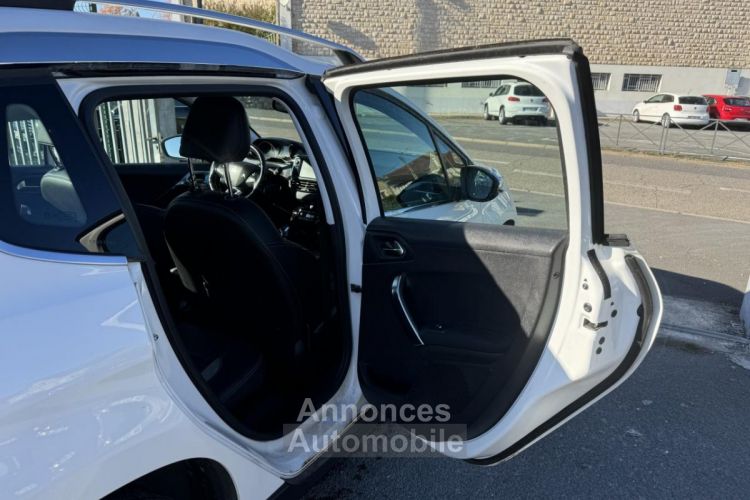 Peugeot 2008 1.6 e-HDi FAP - 92 Allure GPS + Radar AR + Attelage - <small></small> 7.490 € <small>TTC</small> - #13