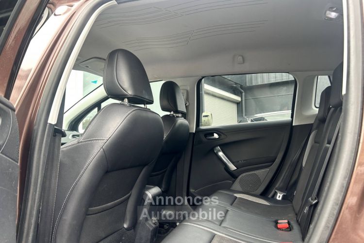 Peugeot 2008 1.6 e-HDi92 FAP Business Pack - <small></small> 5.990 € <small>TTC</small> - #6