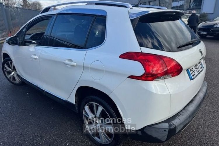 Peugeot 2008 1.6 E-HDI92 FAP FELINE CUIVRE - <small></small> 7.990 € <small>TTC</small> - #5