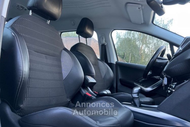 Peugeot 2008 1.6 HDI 92CH ALLURE 145.000KM GPS/ LED/ CLIM AUTO - <small></small> 7.490 € <small>TTC</small> - #16