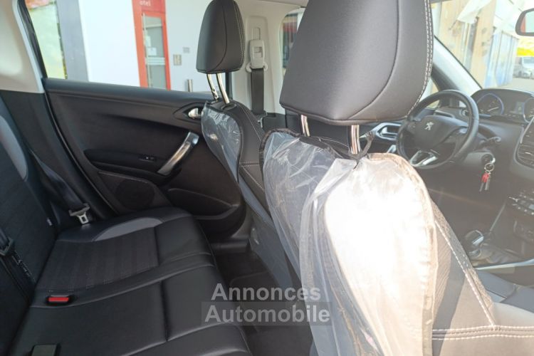 Peugeot 2008 1,6 VTi 120 cv ALLURE - <small></small> 9.290 € <small>TTC</small> - #16