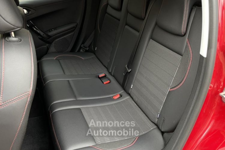 Peugeot 2008 (2) 1.2 PURETECH 110 S&S 6CV GT LINE EAT6 *DISTRIBUTION A JOUR* - <small></small> 11.490 € <small>TTC</small> - #11