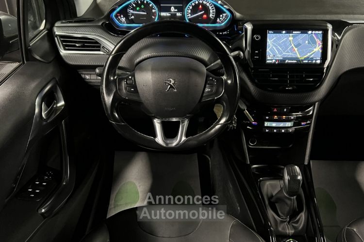 Peugeot 2008 ALLURE 1.2 110 APPLE CARPLAY & ANDROID ATTELAGE GPS REGULATEUR CRIT AIR 1 Garantie 1 an - <small></small> 9.970 € <small>TTC</small> - #8