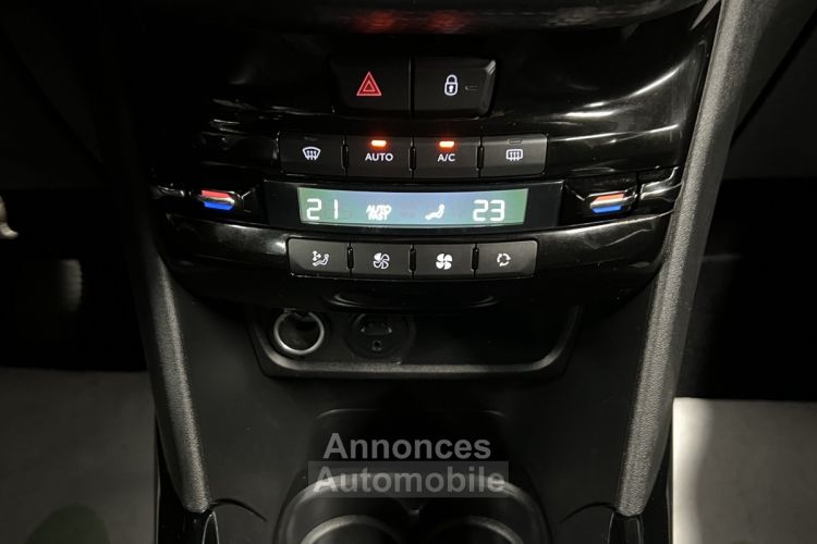 Peugeot 2008 ALLURE 1.2 110 APPLE CARPLAY & ANDROID ATTELAGE GPS REGULATEUR CRIT AIR 1 Garantie 1 an - <small></small> 9.970 € <small>TTC</small> - #14