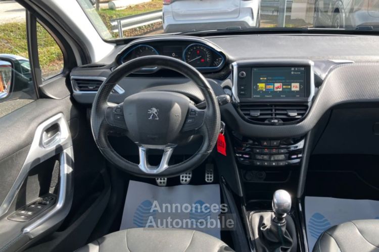 Peugeot 2008 BlueHDi 100 BV6 CROSSWAY GPS Toit Pano Caméra - <small></small> 13.980 € <small>TTC</small> - #19