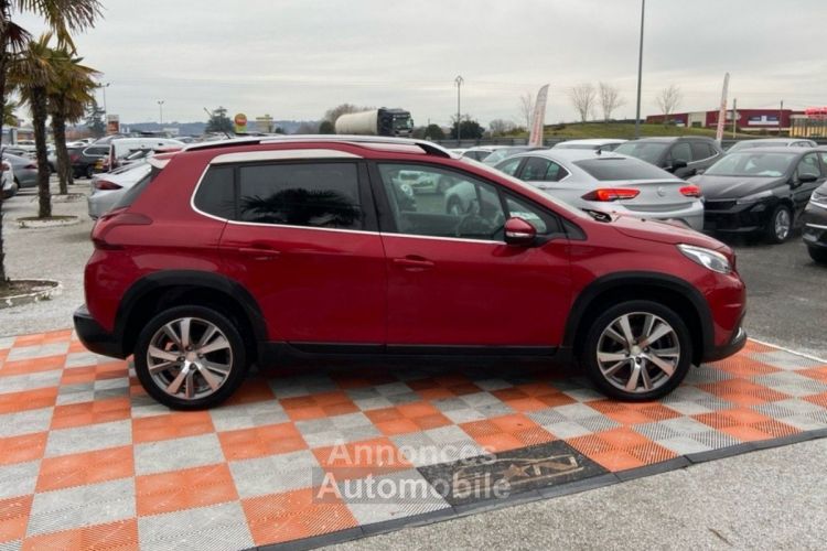 Peugeot 2008 BlueHDi 120 EAT6 ALLURE GPS Caméra JA 17 - <small></small> 16.450 € <small>TTC</small> - #4