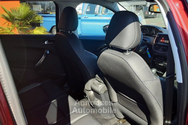 Peugeot 2008 BlueHDi 120ch SetS EAT6 Allure Business - <small></small> 14.490 € <small>TTC</small> - #13