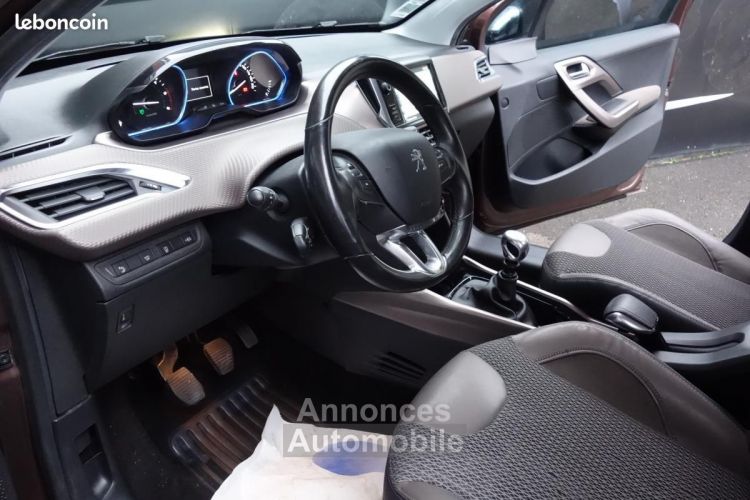 Peugeot 2008 BUSINESS 1.6 BlueHDi 120ch S&S BVM6 Pack - <small></small> 6.990 € <small>TTC</small> - #10